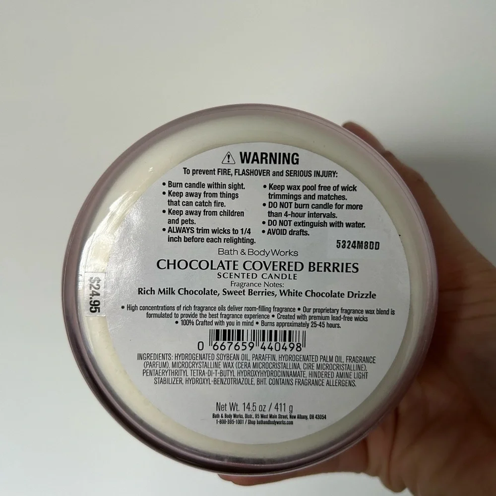 Bath & Body Works New Covered In Berries 3 Wick Candle - Picture 3 of 3